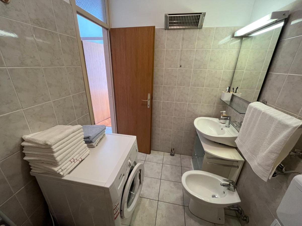 Apartamento Sunny Corner Split Exterior foto
