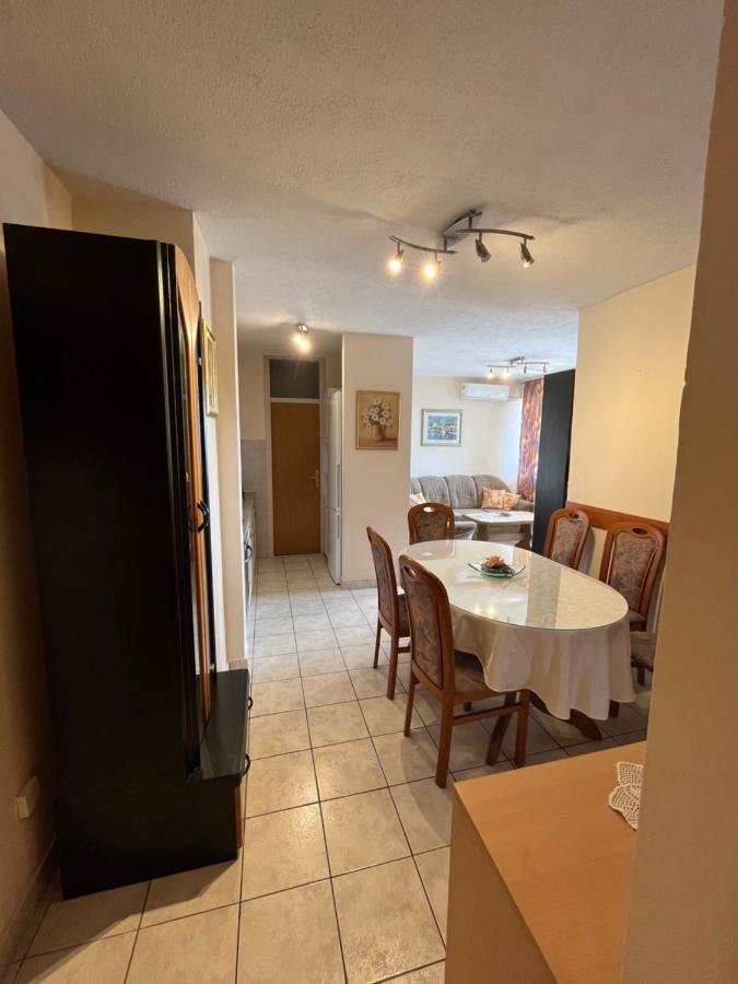 Apartamento Sunny Corner Split Exterior foto